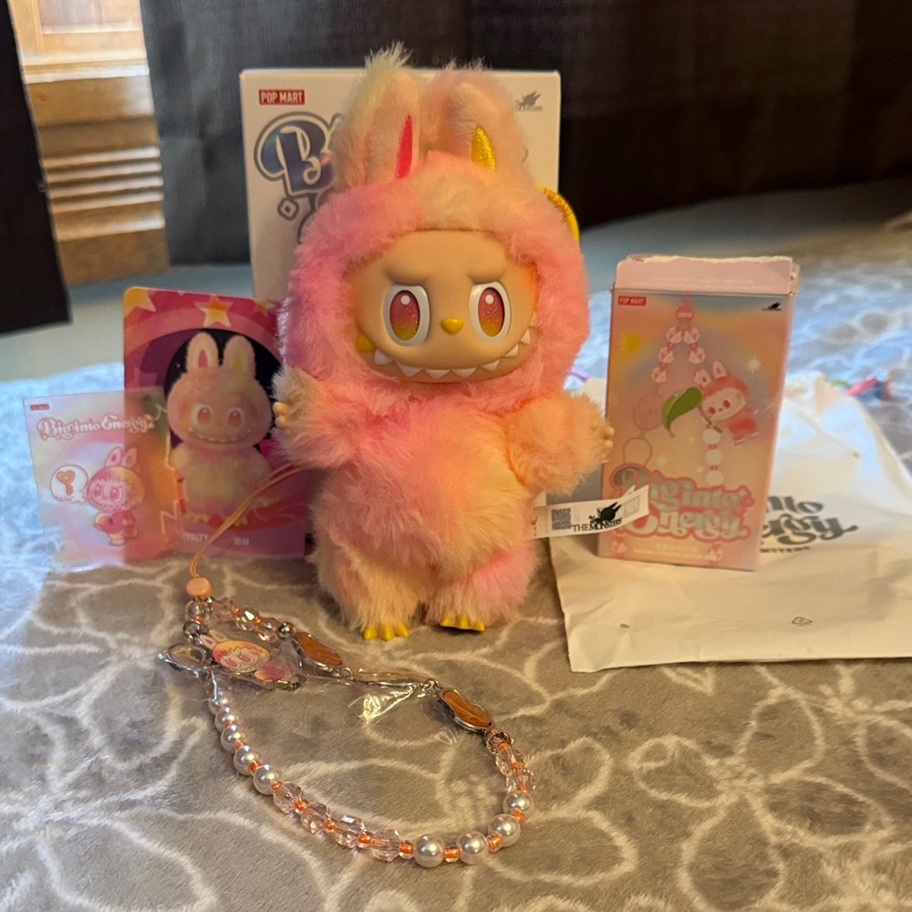 POP Mart - The Monsters Big Into Energy BUNDLE - Loyalty